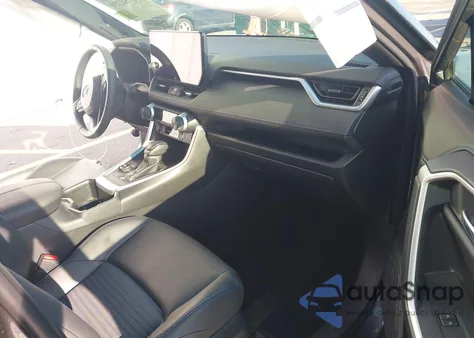 2024 Toyota Rav4 Xse из США, поврежденный, VIN JTME6RFV8RJ059400